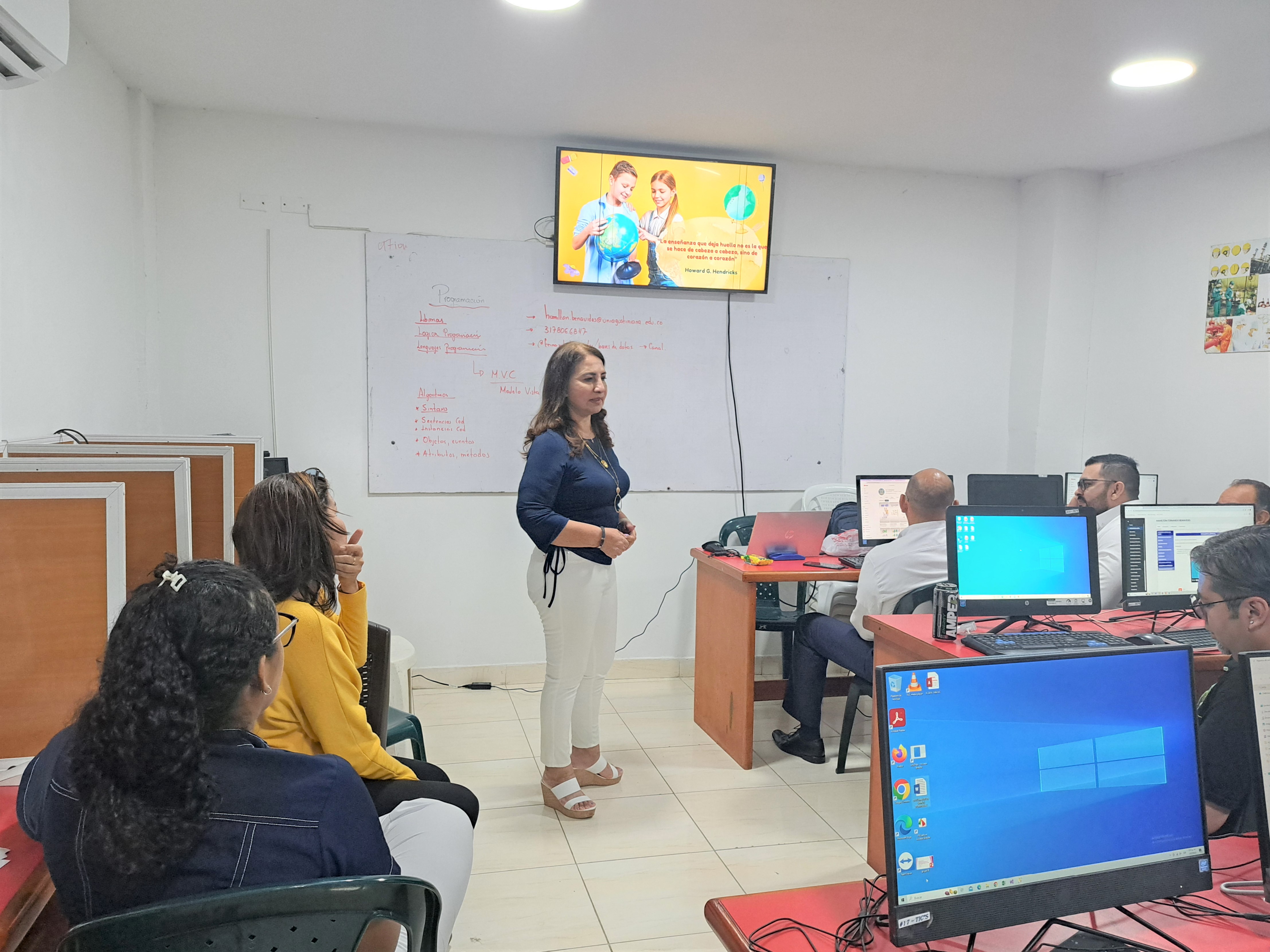 21 profesores de Cartagena se capacitaron con Educación Continua