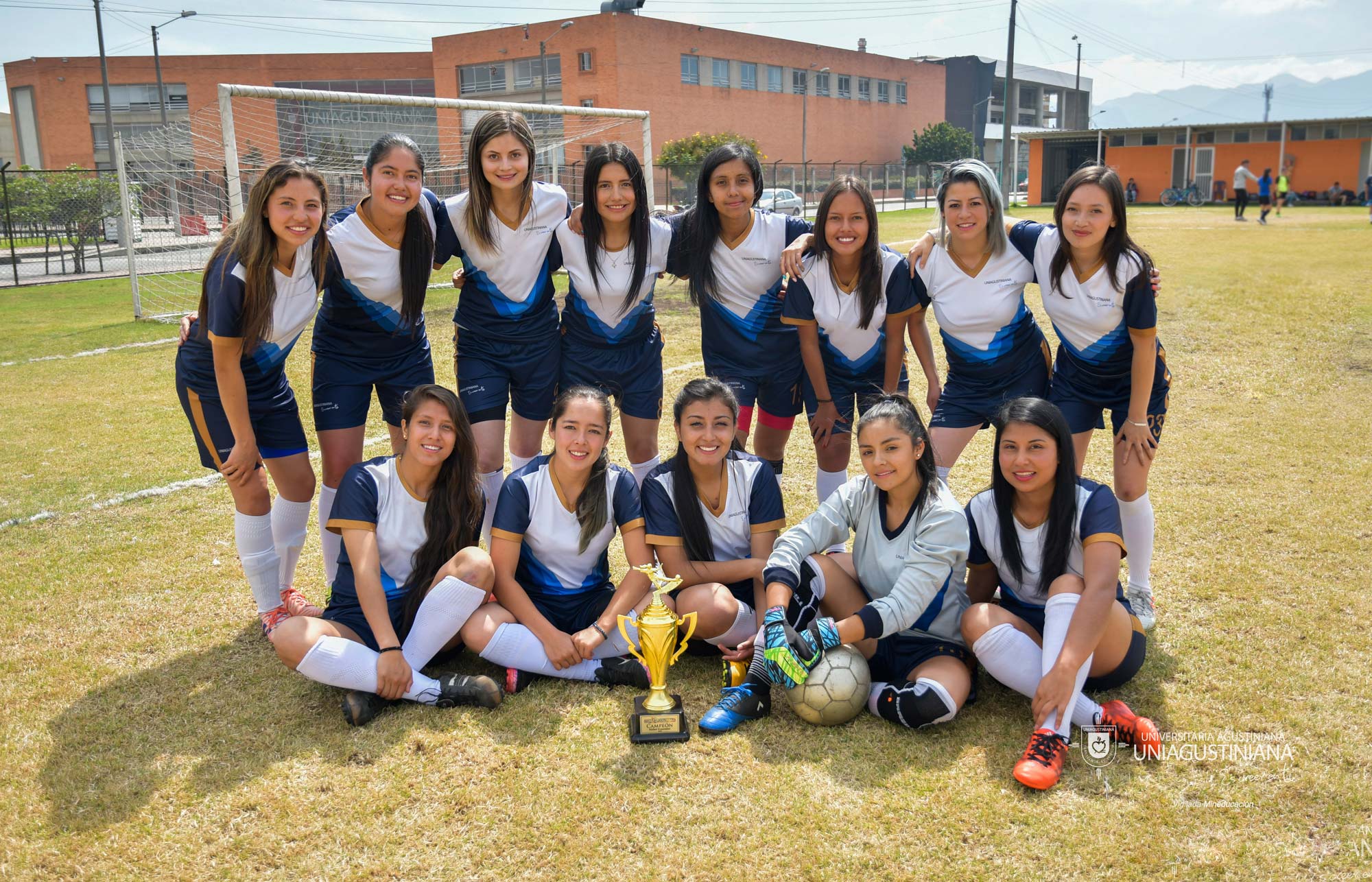 Equipo de Futbol Femenino de la UNIAGUSTINIANA