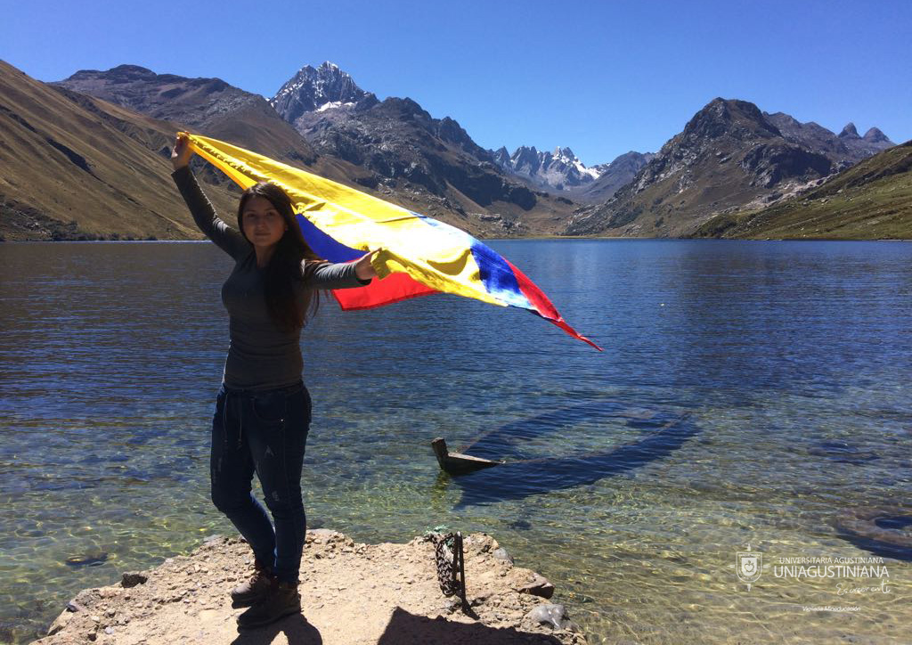 La Universidad César Vallejo de Perú superó las expectativas de Angie Daniela Hurtado en su experiencia internacional