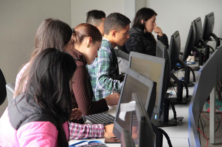 El país pasó de 12.000 a 65.000 matriculados en programas 'online'