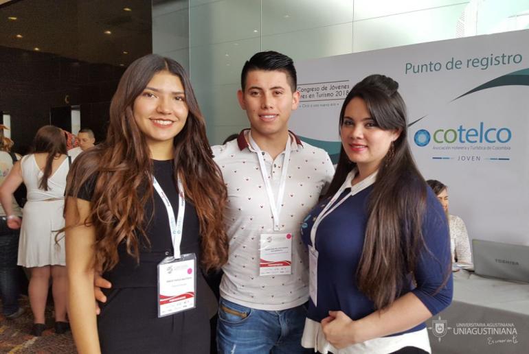 Egresada y estudiantes de Hotelería y Turismo, presentan ponencia en II Congreso de Jóvenes Líderes en Turismo - Bucaramanga