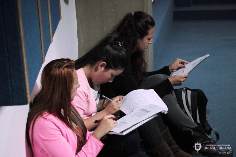 La lectura y la investigación, reunieron a estudiantes Uniagustinianos