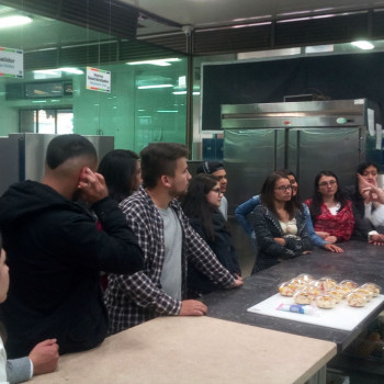 Uniagustinianos visitan el laboratorio de gastronomía del Centro Nacional de Hotelería Turismo y Alimentos