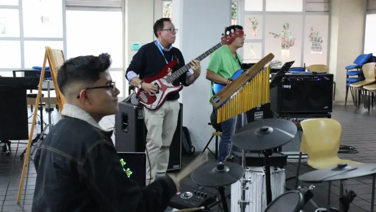 Música (6)