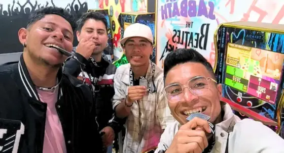 ¡Talento que trasciende de las oficinas! Personal del Call Center brilló en torneo de Bolirana