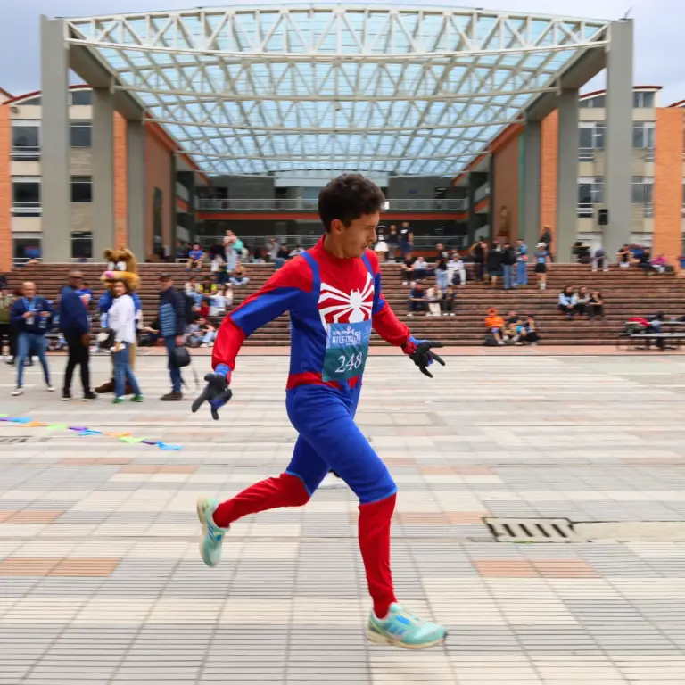 Hombre Araña - Estudiante