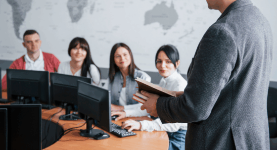 Profesores Uniagustinianos destacan con estudio sobre retornos a la educación