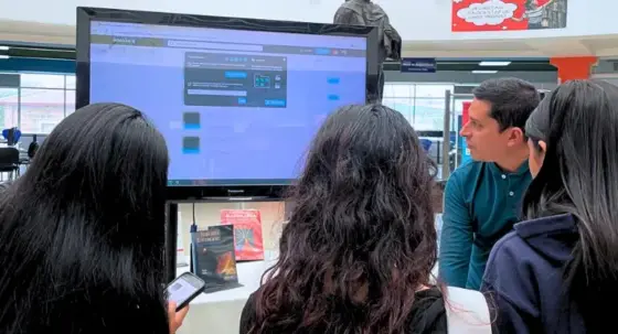 Uniagustiniana impulsa el acceso a la información con Booklick