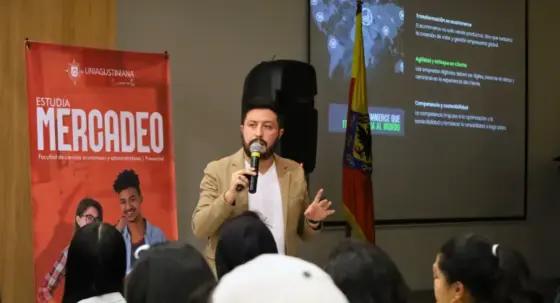 Mercadeo Uniagustiniana explora el impacto global del e-commerce