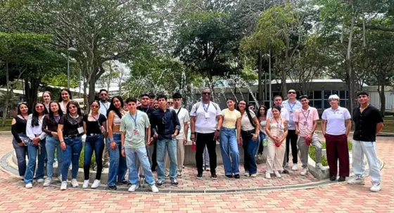 Uniagustiniana visita puertos colombianos con sus estudiantes