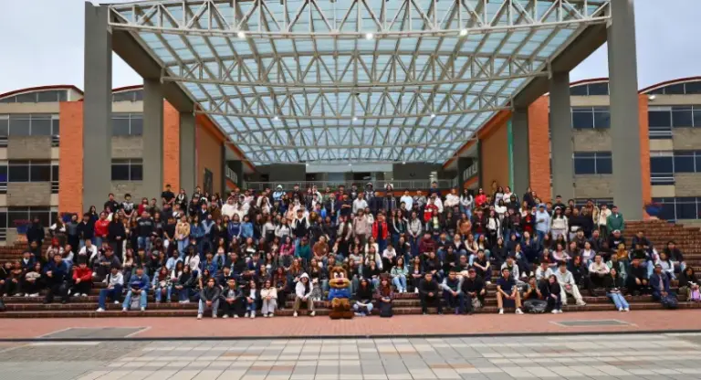 360 nuevos estudiantes