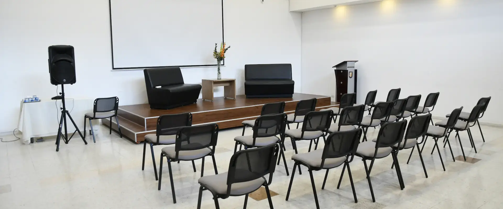 SALA DE CONFERENCIAS