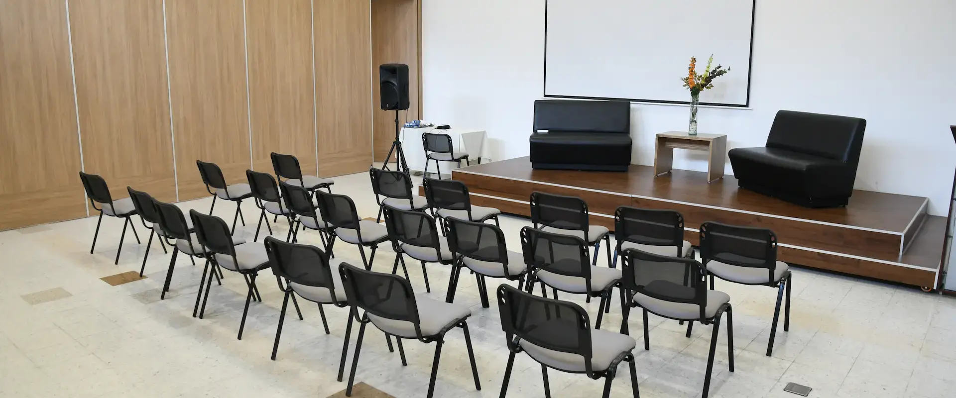 SALA DE CONFERENCIAS