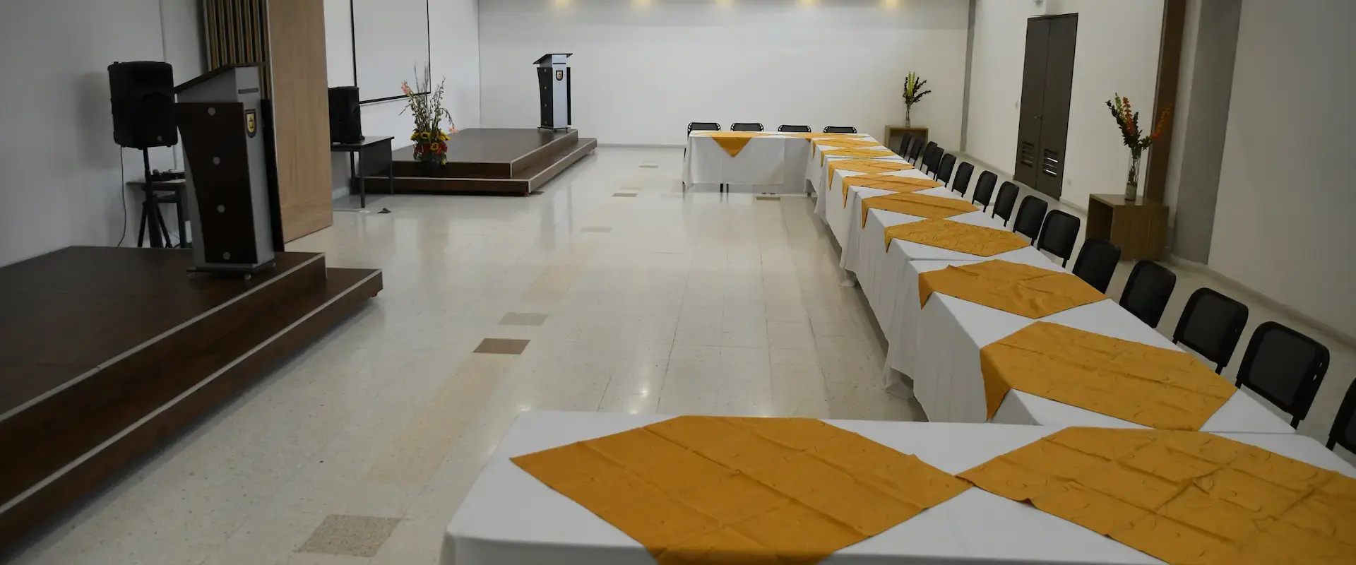 SALA DE CONFERENCIAS