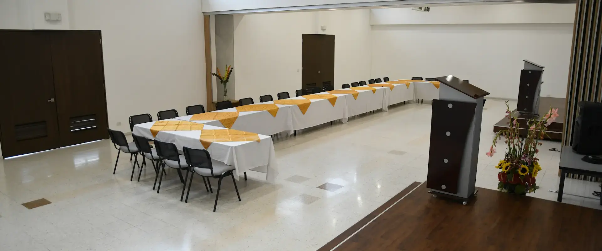 SALA DE CONFERENCIAS