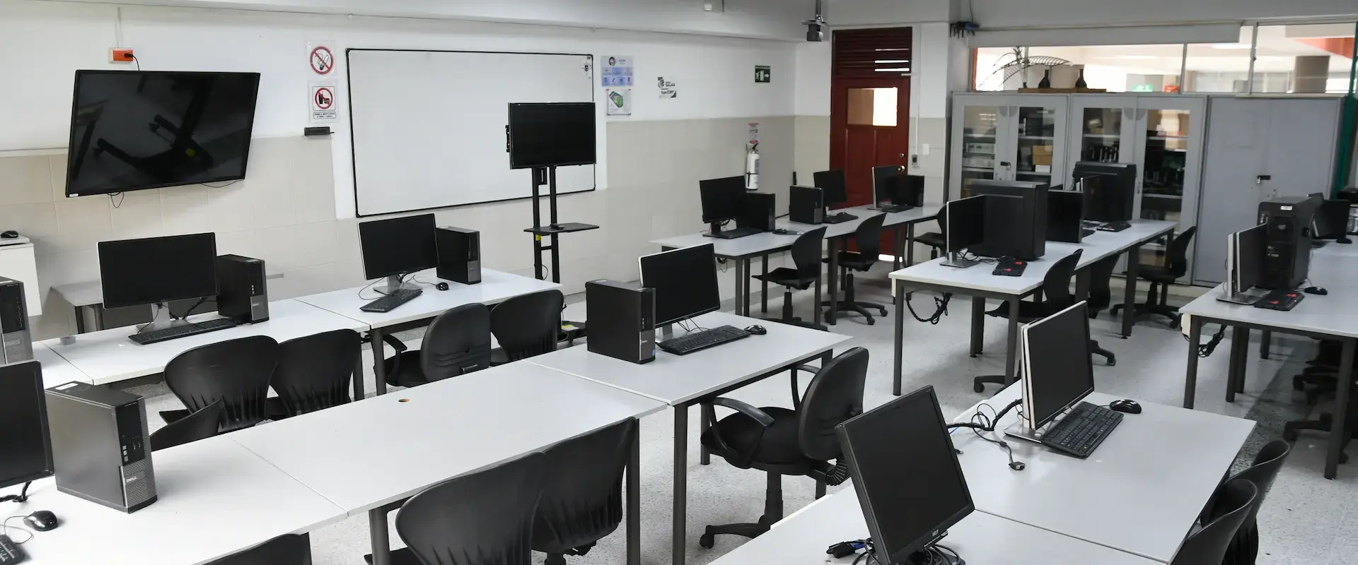 Sala Telecomunicaciones B_113 4