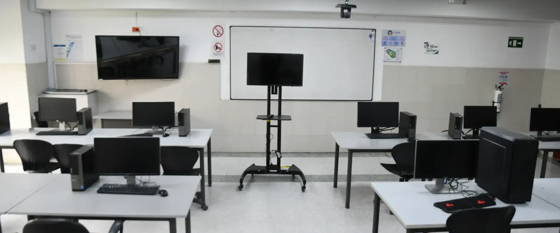 Sala Telecomunicaciones B_113 9